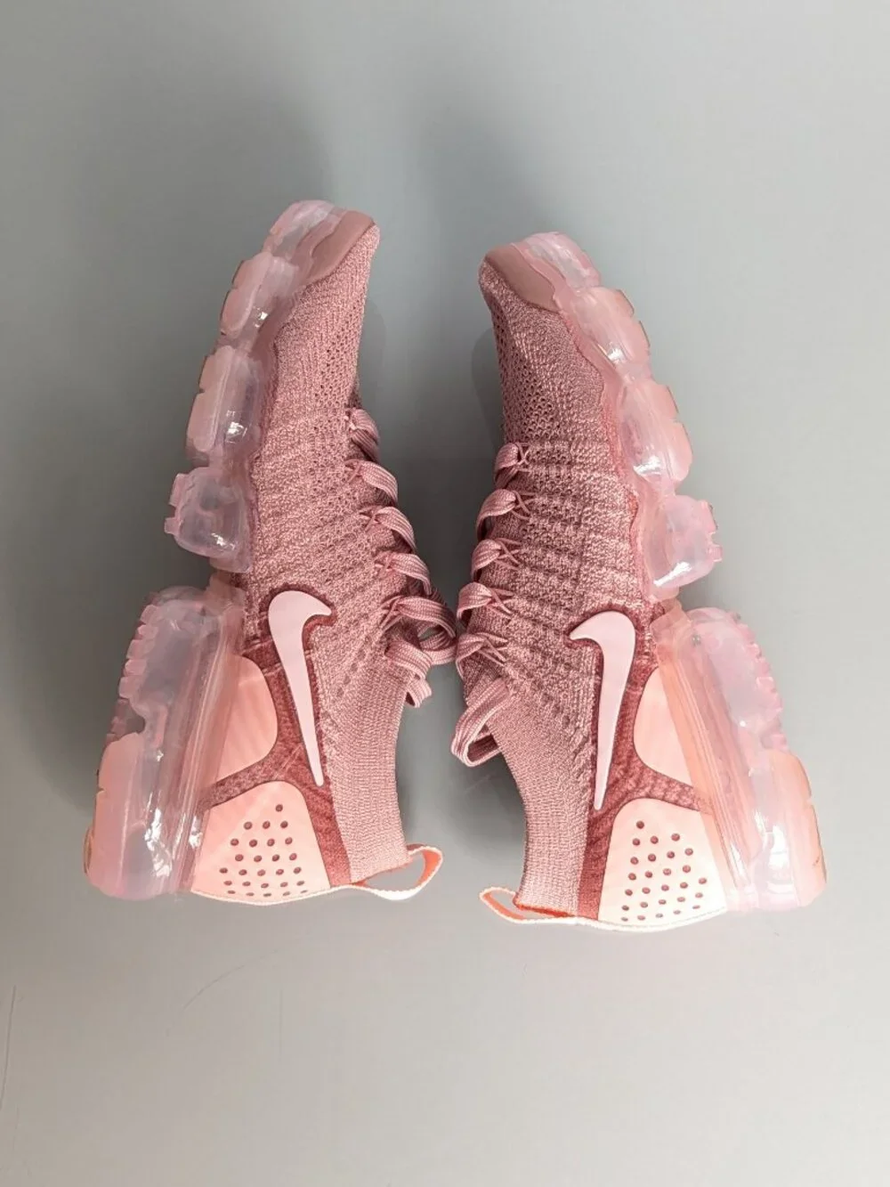 Nike Air VaporMax Flyknit 2 Rose Gold Pink Sneakers – Women’s Size 7.5 Lace Up